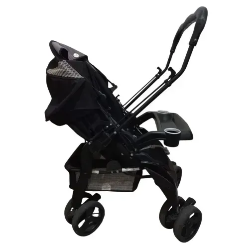 Carrinho bebe marca Tuti baby 