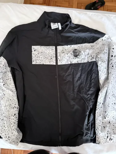 Corta vento adidas Originals