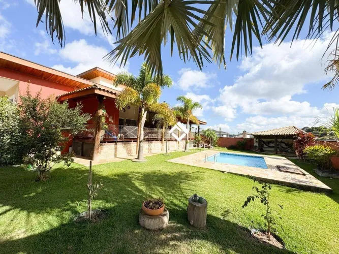 Maravilhosa Casa Térrea para venda em condomínio fechado em Jacareí/SP