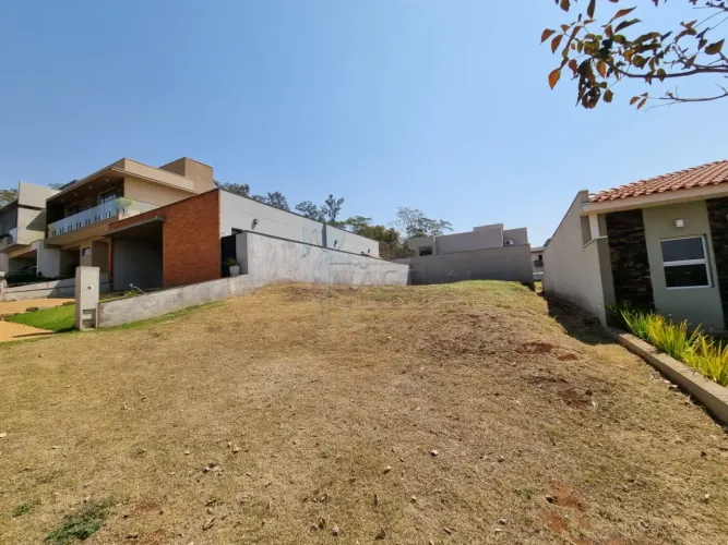 Terreno de 252m² à venda em condomínio - San Gabriel
