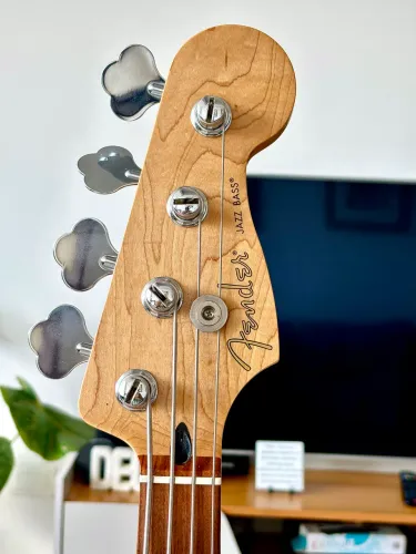 Baixo Fender