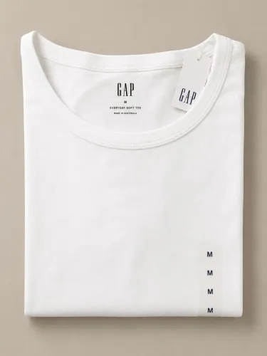 Camiseta básica feminina Gap M
