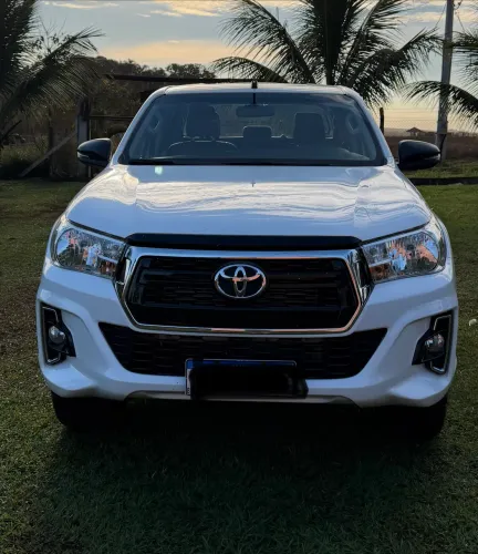 Toyota Hilux CD SR 4X4 2.8 TDI Diesel Aut. 2020
