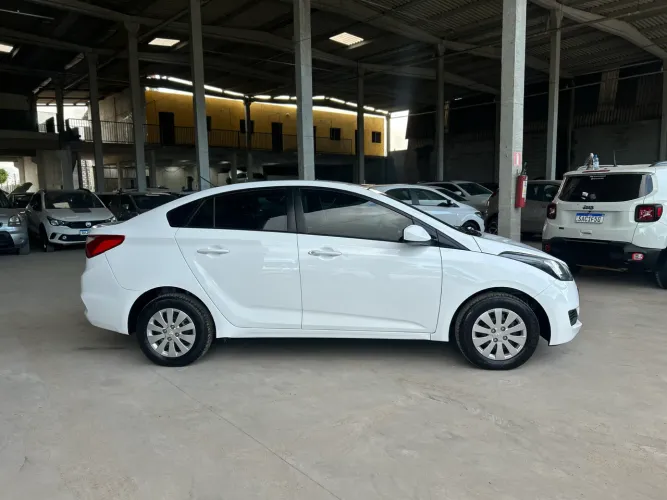 Hyundai HB20S C.plus/c.style1.0 Flex 12V Mec. 4P 2019