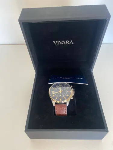RELÓGIO TOMMY HILFIGER Pulseira de Couro