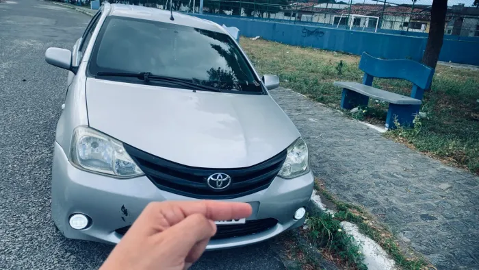 Toyota Etios XS 1.3 Flex 16V 5P Mec. 2013