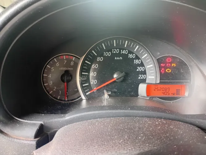 Nissan Versa 1.0 12V Flexstart 4P Mec. 2019