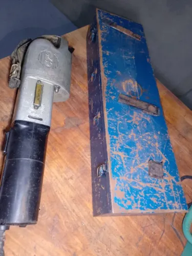 Rasqueteadeira eletrica 
