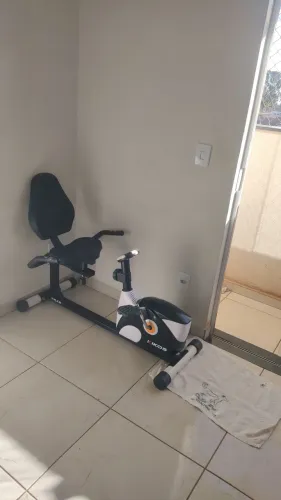 Bicicleta ergométrica Kikos horizontal 150 kilos