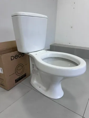 Vaso Sanitário Deca com Caixa Acoplada - LIQUIDAÇÃO!