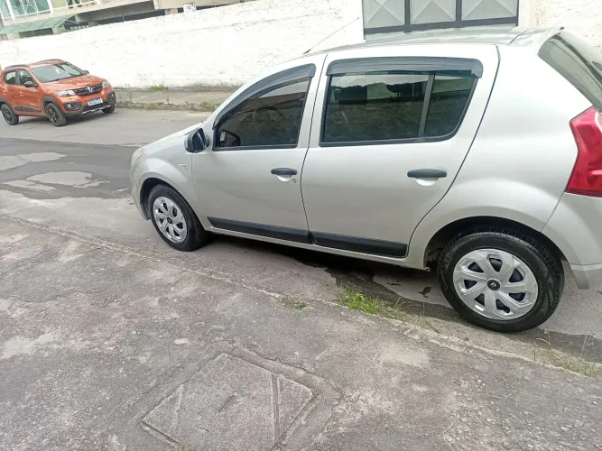 Renault Sandero Expression Hi-flex 1.6 8V 5P 2012