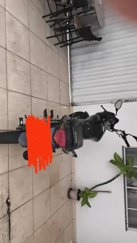 Vendo moto 150 Titan 2010 valor 10.500,00