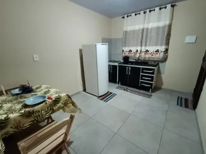 Aluga-se Kitnet Mobiliada, bairro Nova Brasilia - Joinville