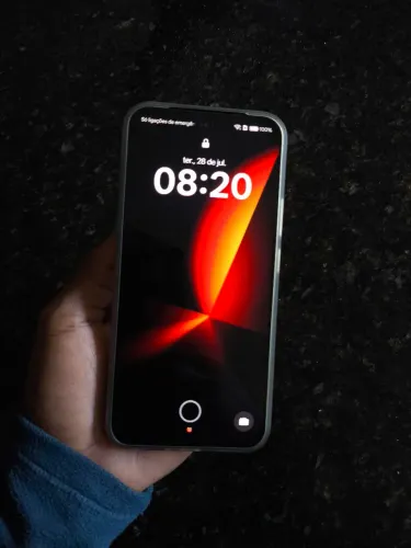 Realme C85 resistente a água 