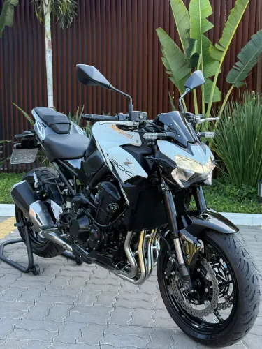 Kawasaki Z900