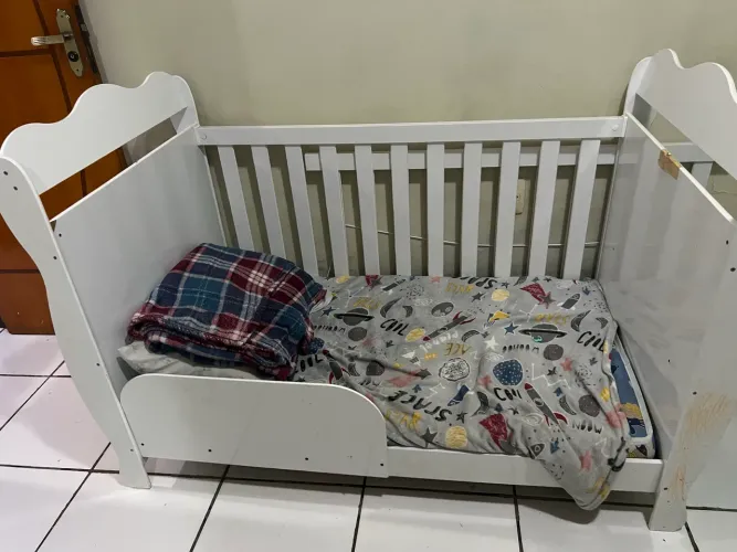 Vendo berço seminovo