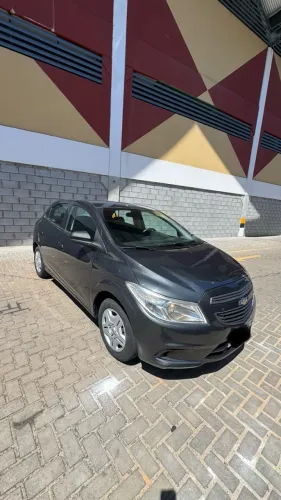 Chevrolet Onix JOY Hatch 1.0 8V Flex Mec. 4P 2018