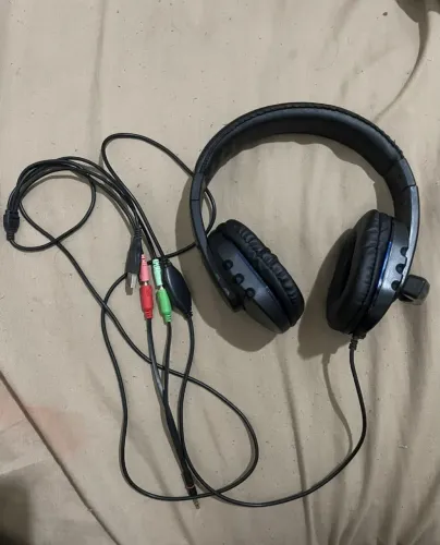 Fone com fio headset com Led rgb