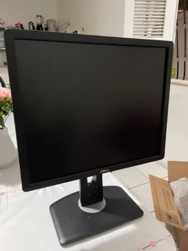 MONITOR DELL 19 POLEGADAS