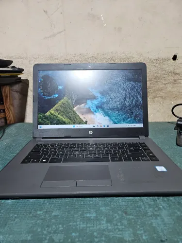 Notebook HP 240 G6 - Intel i3 / 8GB RAM / SSD 120GB / Windows 11 Pro