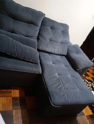 Sofá retrátil e reclinável 