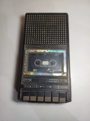  gravador de cassete Aiko ATP-709. RETIRAR PEÇAS OU TESTAR