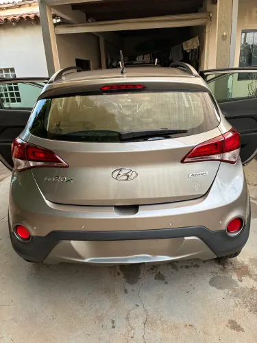 Hyundai HB20X Premium 1.6 Flex 16V Aut. 2016
