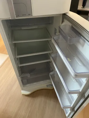 Vendo geladeira
