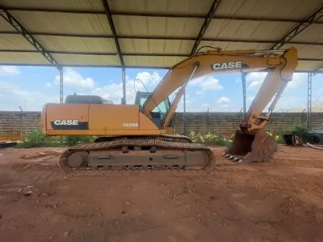 Escavadeira Hidráulica, Marca CASE, Modelo 350B, 36 toneladas, ano 2014, horimetro 8.397