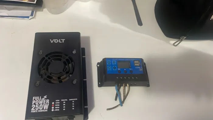 Fonte Nobreak Volt Full Power 250W + Controlador de Carga Solar PWM