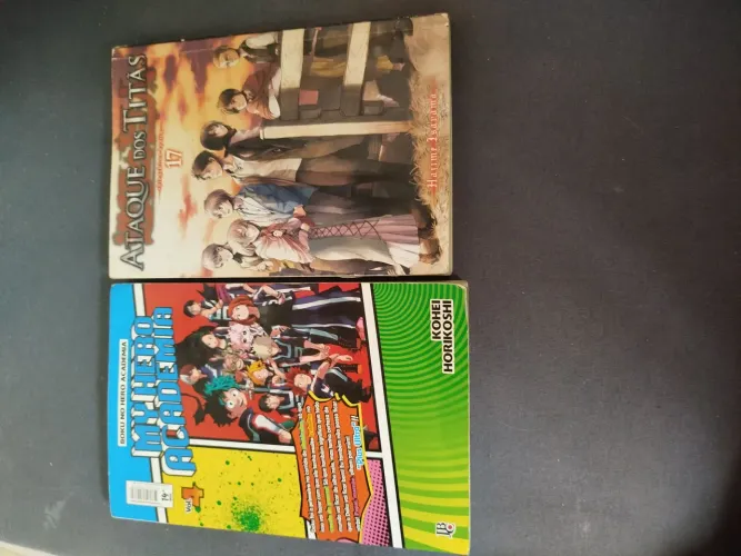 Mangás de Shingeki no kyojin e Boku no hero
