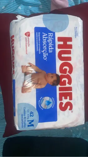 fralda HUGGIES 42 UNIDADES TAM M