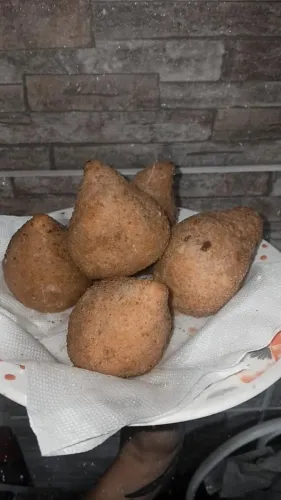 DOCES E SALGADOS
