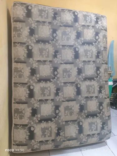 Cama box casal sem os pés