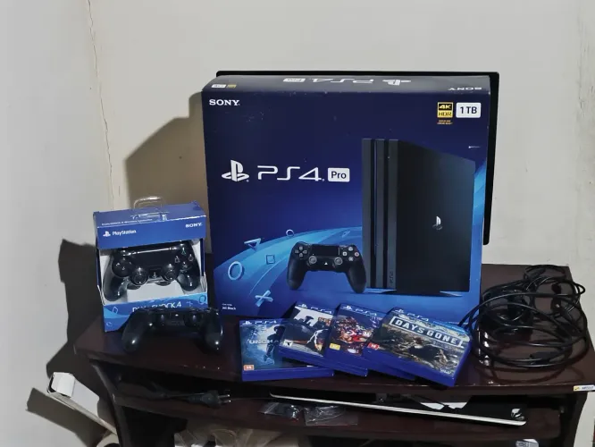 PS4 Pro 1TB 4K HDR + 2 CONTROLES + 4 JOGOS NA CAIXA ORIGINAL