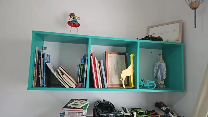 prateleira de nicho verde turquesa