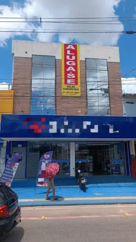 Alugo salas comerciais, na Rodovia do Tapanã, proximo a farmácias, supermercados e etc