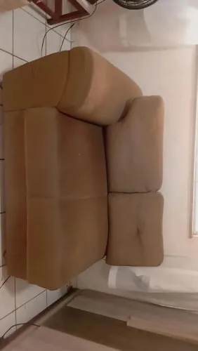 Sofá 2 Lugares Suede Marrom - Super Confortável e Bem Conservado