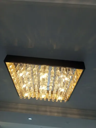 Lustre de pedraria com cristais cúpula Preto em volta 60 x 60