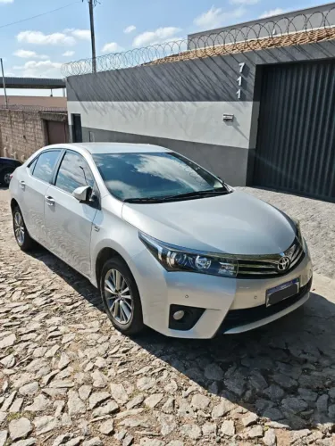 Toyota Corolla Altis 2.0 Flex 16V Aut. 2015
