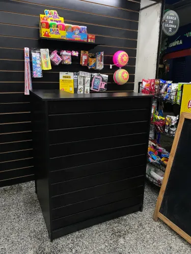 Móvel balcão bancada com cofre