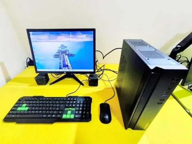 Pc Slim Core i3-6100 8gb Ram Ddr4 Ssd 256gb Tela 22