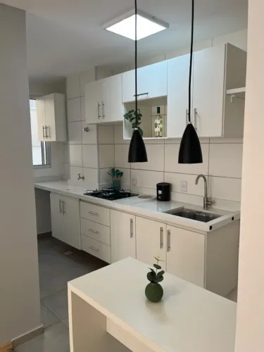 Apartamento em Leme/SP no "Condomínio Bem-Te-Vis": 2 quartos, 2 banheiros, sala e cozinha