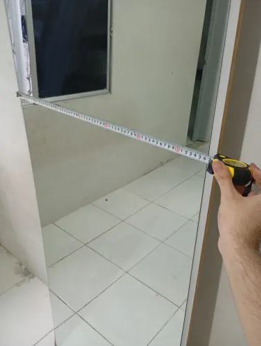 Peça grande de espelho 