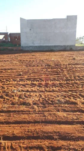 excelente terreno a venda na cidade de nova londrina, com 200m de construção