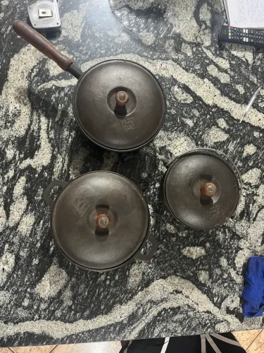 JOGO DE PANELAS DE FERRO