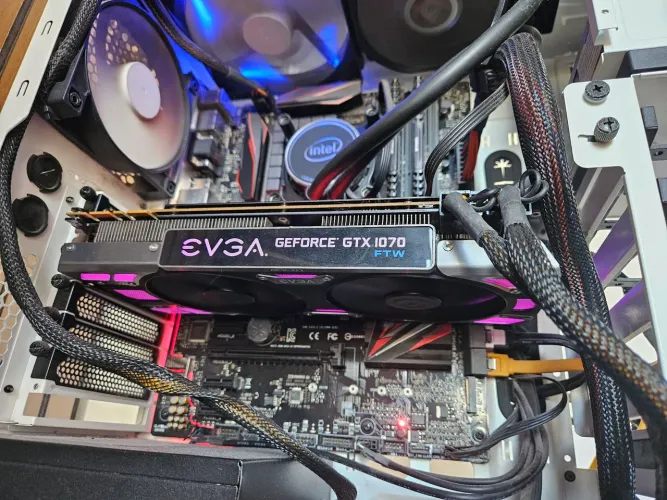 GTX 1070 8GB EVGA