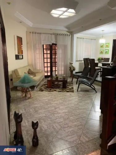 Sobrado com 5 dormitórios à venda, 290 m² por R$ 1.300.000 - Jardim Bom Clima - Guarulhos/