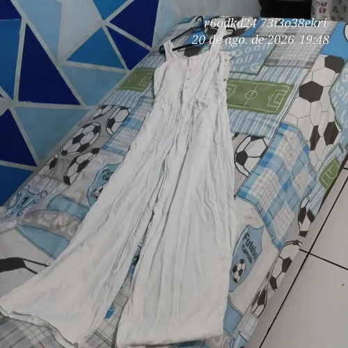 Macacão branco tamanho 36