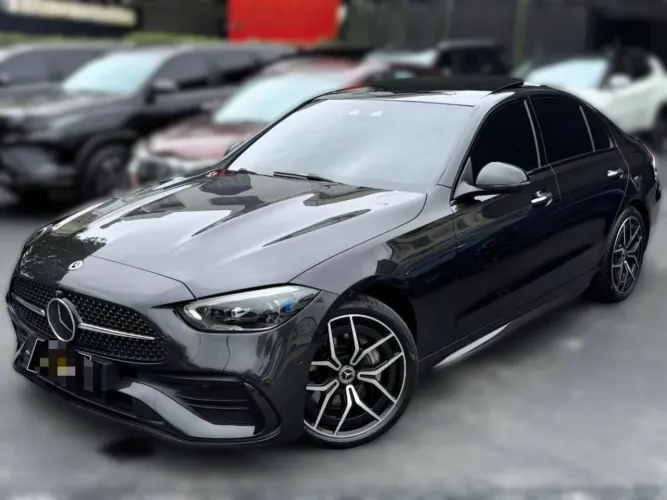 Mercedes-Benz C-300 AMG Line EQ Boost 2.0 TB Aut. 2025